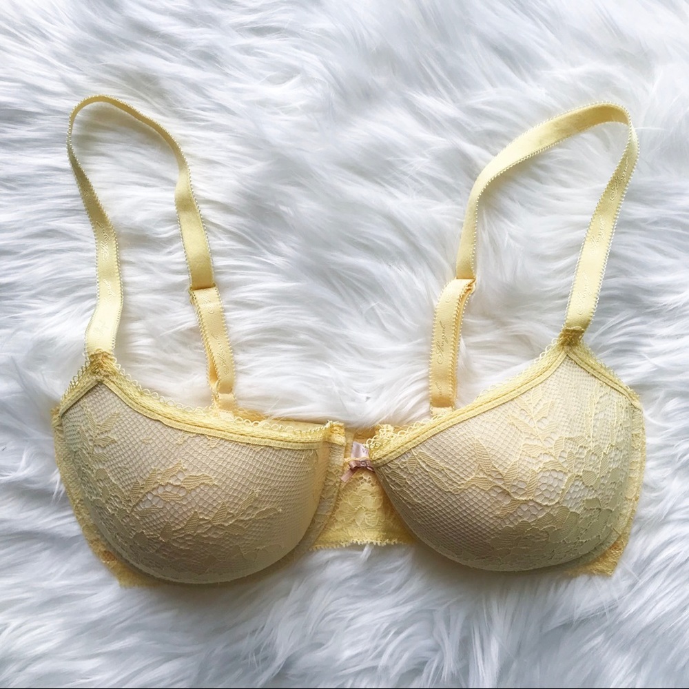 VS Yellow Lace Lightly Lined Underwire Bra